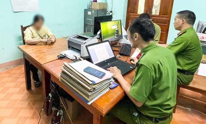 Đ.T.H tại cơ quan công an. Ảnh: Công an tỉnh Tuyên Quang