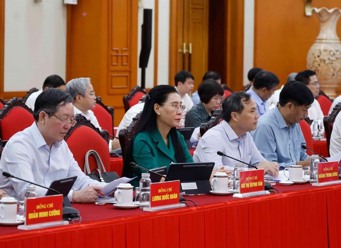 Các đại biểu tham dự Phiên họp thứ nhất Ban Chỉ đạo Trung ương về tổng kết thực tiễn và nghiên cứu sửa đổi, bổ sung Điều lệ Đảng. Ảnh: Thống Nhất - TTXVN
