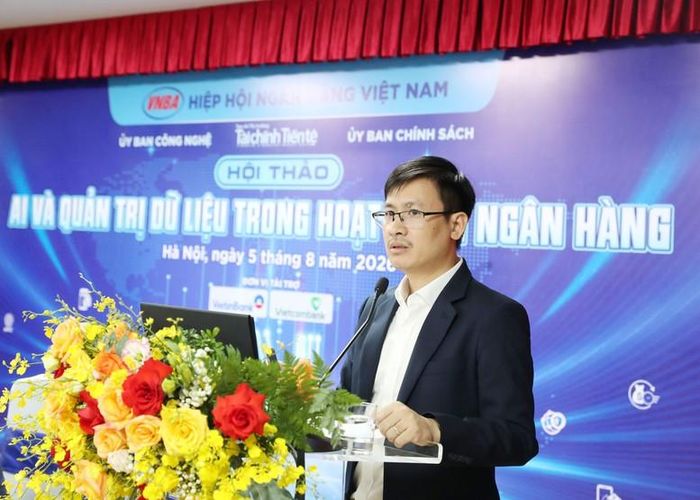 Ông Hoàng Minh Tiến, Phó Cục trưởng Cục Công nghệ thông tin (NHNN) - Ảnh: VGP