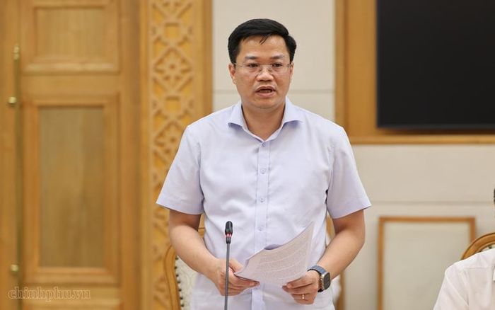 Chủ tịch UBND tỉnh Quảng Ngãi Nguyễn Đức Tâm phát biểu tại cuộc họp - Ảnh: VGP/Phương Nguyên