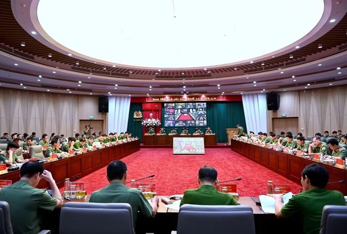 Bộ trưởng Lương Tam Quang chủ trì Hội nghị giao ban Bộ tháng 7/2026. Nguồn ảnh: bocongan.gov.vn