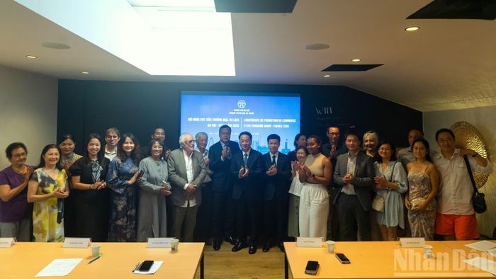 Hội nghị được kỳ vọng sẽ góp phần mở rộng mạng lưới hợp tác giữa Hà Nội và cộng đồng doanh nghiệp Pháp, đồng thời tạo điều kiện để các doanh nghiệp hai bên xây dựng những dự án hợp tác cụ thể trong các lĩnh vực thương mại, đầu tư và du lịch.