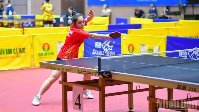 Phạm Hoàng Bảo Ngọc gặp khó trước Nguyễn Hạnh Ngân.