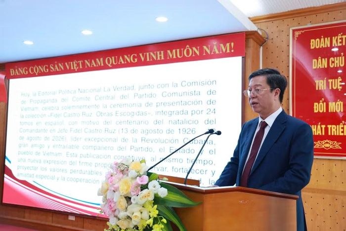 PGS,TS Vũ Trọng Lâm, Giám đốc - Tổng Biên tập Nhà xuất bản Chính trị quốc gia Sự thật giới thiệu về bộ sách.
