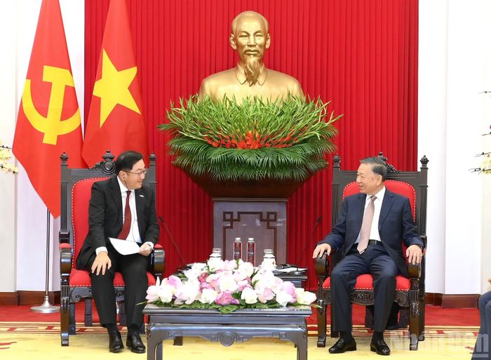 Tổng Bí thư, Chủ tịch nước Tô Lâm với Đại sứ Malaysia tại Việt Nam Dato’ Tan Yang Thai tại cuộc tiếp.