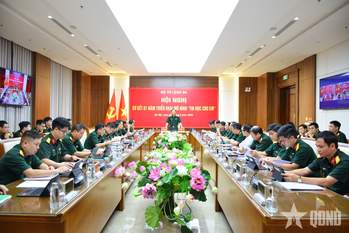 Quang cảnh hội nghị. 