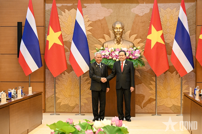  Chủ tịch Quốc hội Trần Thanh Mẫn và Chủ tịch Quốc hội kiêm Chủ tịch Hạ viện Vương quốc Thái Lan Sophon Zaram.