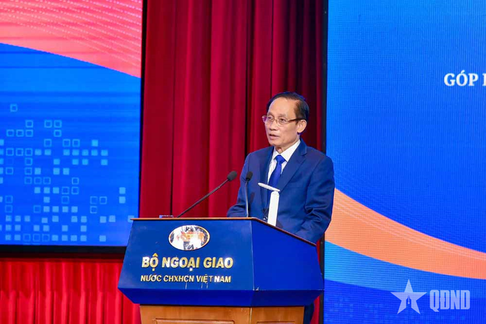 Bộ trưởng Bộ Ngoại giao Lê Hoài Trung phát biểu khai mạc phiên họp. Ảnh: THÀNH LONG