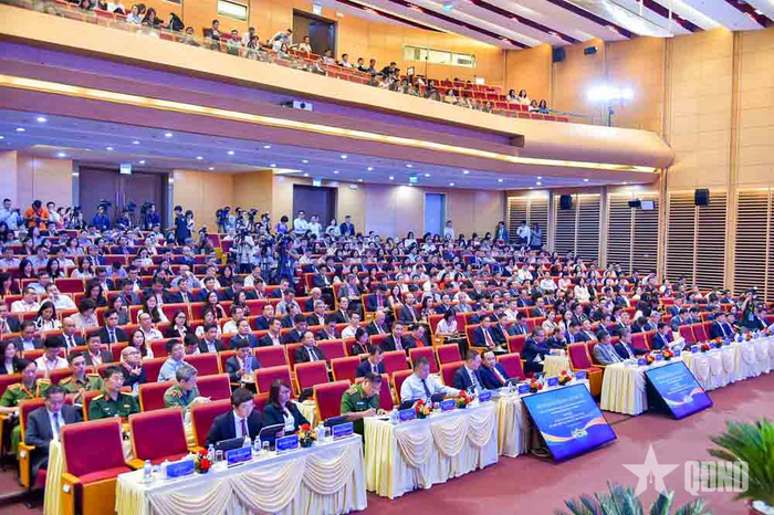 Quang cảnh phiên họp. Ảnh: THÀNH LONG