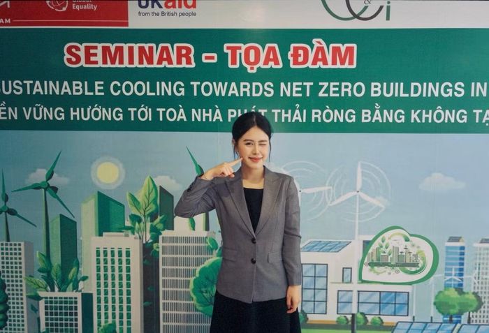 Dù sớm gặt hái nhiều dấu ấn ở lĩnh vực truyền thông và nghệ thuật, nhưng “môi trường” mới là điểm tựa đam mê lớn và bền vững nhất của Khánh Dung.