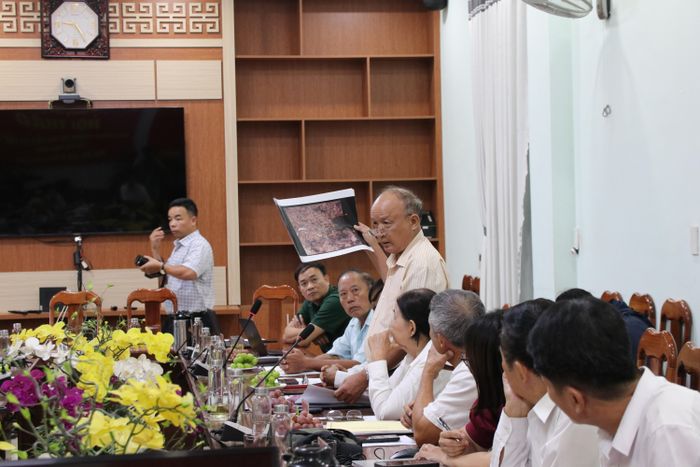  Các nhân chứng cung cấp thông tin tại hội thảo 
