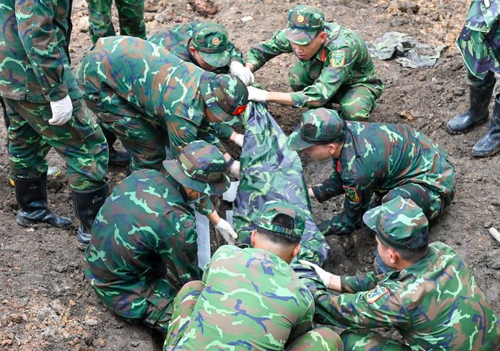  Công tác tìm kiếm, khai quật hài cốt liệt sĩ được thực hiện tỉ mỉ, thận trọng 