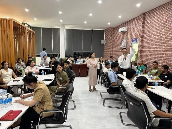 Khóa đào tạo thu hút hơn 40 học viên là chủ doanh nghiệp, cán bộ quản lý doanh nghiệp tham gia.