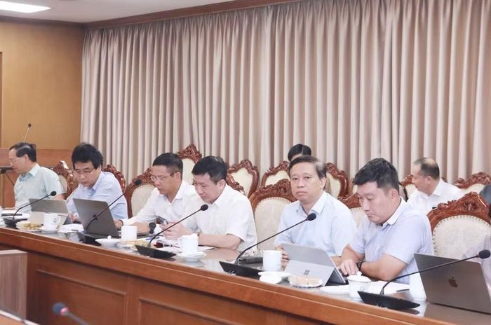 Đại diện một số cục/vụ/đơn vị thuộc Bộ GD&amp;ĐT tham dự hội nghị. Ảnh: Đình Tuệ.