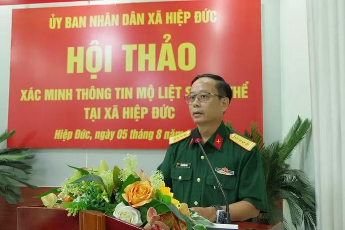 Đại tá Đỗ Nguyên Hoài phát biểu tại hội thảo.