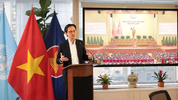 Thưa Đại sứ, đất nước đang bước vào giai đoạn phát triển mới với những yêu cầu ngày càng cao đối với công tác đối ngoại. Theo Đại sứ, đâu sẽ là những thành tố tạo nên bản sắc của nền ngoại giao Việt Nam trong kỷ nguyên mới?