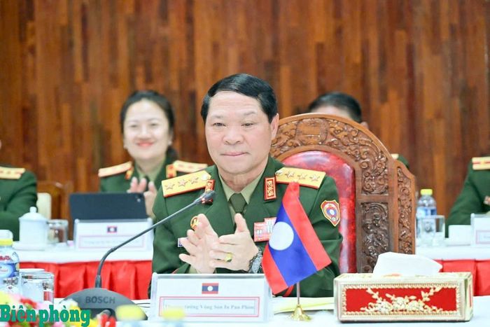 Thượng tướng Vongsone Inpanphim tại hội đàm. Ảnh: CTV