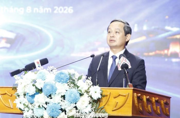 Chủ tịch UBND tỉnh Bắc Ninh Phạm Hoàng Sơn phát biểu tại Hội nghị.