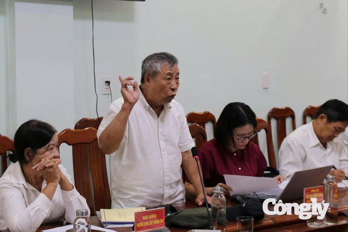 Các nhân chứng cung cấp thông tin, làm rõ quá trình phát hiện, di dời và những di vật liên quan đến khu mộ tập thể 17 hài cốt.