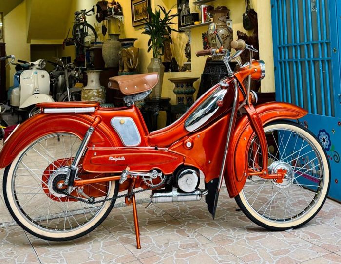 Chiếc xe đã được dọn lại sơn nên hiện được rao bán với giá 85 triệu đồng.