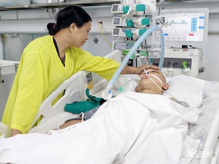 Tùng là con duy nhất của vợ chồng chị Sính 