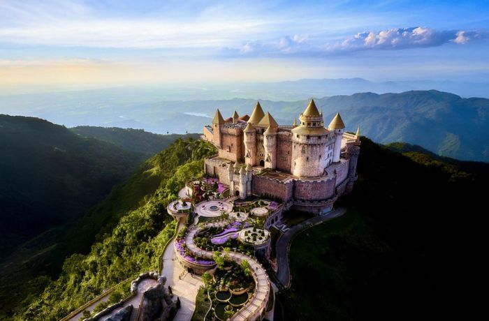 Các điểm đến miền núi của Việt Nam đang trở thành những hành trình kết hợp giữa thiên nhiên, văn hóa, giải trí và đời sống tâm linh.
