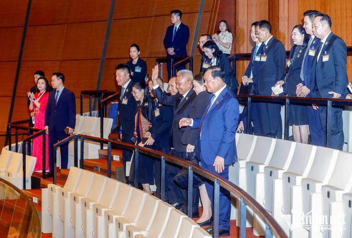 Chiều nay, Chủ tịch Quốc hội Thái Lan dự khán phiên họp tại kỳ họp không thường lệ lần thứ nhất Quốc hội khóa 16