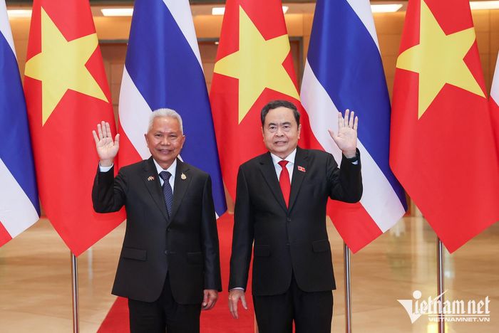 Chủ tịch Quốc hội Trần Thanh Mẫn và Chủ tịch Quốc hội Thái Lan Sophon Zaram