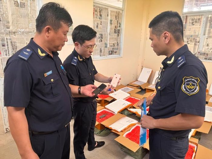 Một vụ vi phạm được lực lượng hải quan phát hiện, thu giữ. Ảnh: Cục H.Q