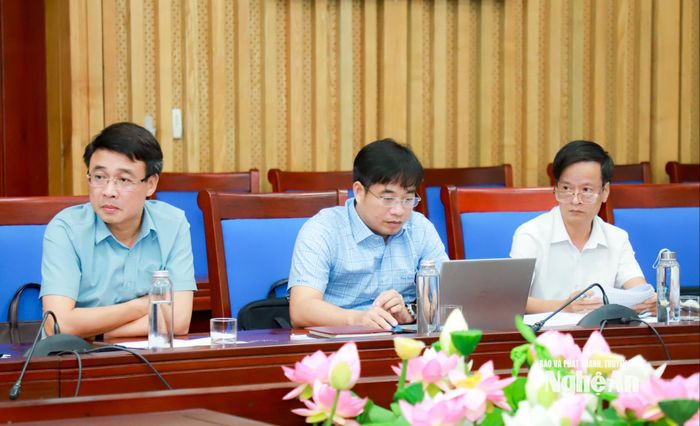 Các đại biểu dự cuộc làm việc. Ảnh: Thành Duy