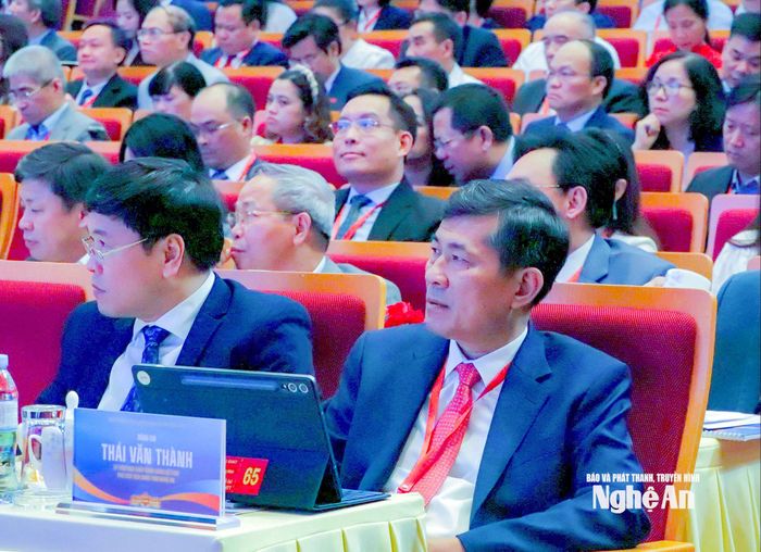 Đồng chí Thái Văn Thành - Ủy viên Ban Chấp hành Đảng bộ tỉnh, Phó Chủ tịch UBND tỉnh dự Phiên thảo luận với chủ đề "Ngoại giao khoa học công nghệ góp phần kiến tạo năng lực phát triển quốc gia". Ảnh: KT