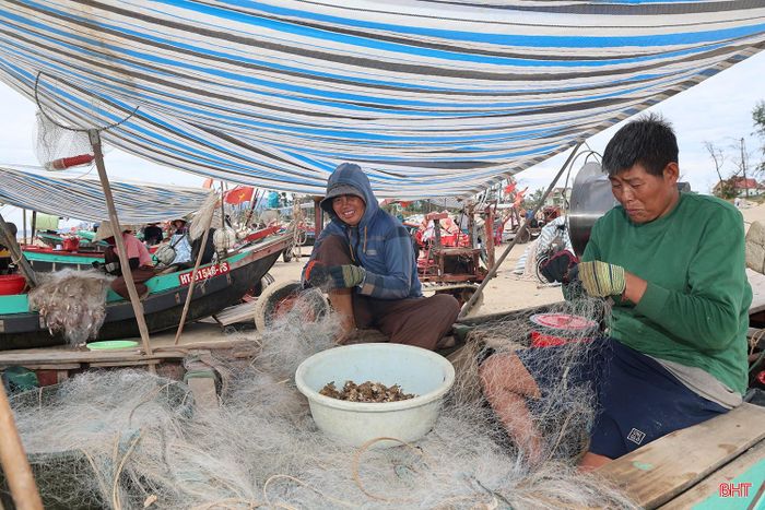 Việc sơn sửa, kẻ lại số đăng ký và đánh dấu tàu cá theo đúng quy định, bảo đảm rõ ràng, thống nhất, phục vụ hiệu quả công tác quản lý đội tàu và kiểm soát hoạt động khai thác thủy sản, chống khai thác IUU.