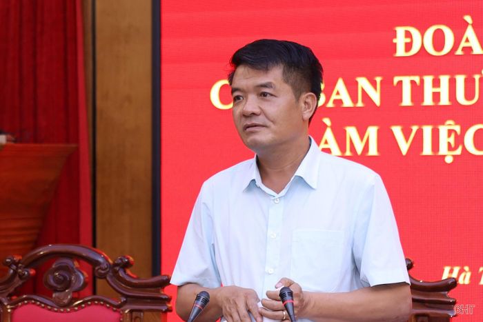 Đồng chí Trần Nhật Tân - Ủy viên BTV, Trưởng ban Nội chính Tỉnh ủy kết luận buổi làm việc.