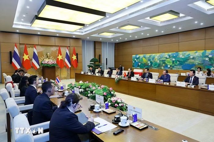 Chủ tịch Quốc hội Trần Thanh Mẫn hội đàm với Chủ tịch Quốc hội kiêm Chủ tịch Hạ viện Vương quốc Thái Lan Sophon Zaram. (Ảnh: Doãn Tấn/TTXVN)