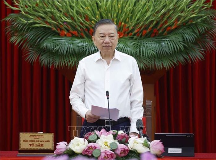Tổng Bí thư, Chủ tịch nước Tô Lâm, Trưởng Ban Chỉ đạo Trung ương về tổng kết thực tiễn và nghiên cứu sửa đổi, bổ sung Điều lệ Đảng, phát biểu chỉ đạo. Ảnh: Thống Nhất/TTXVN