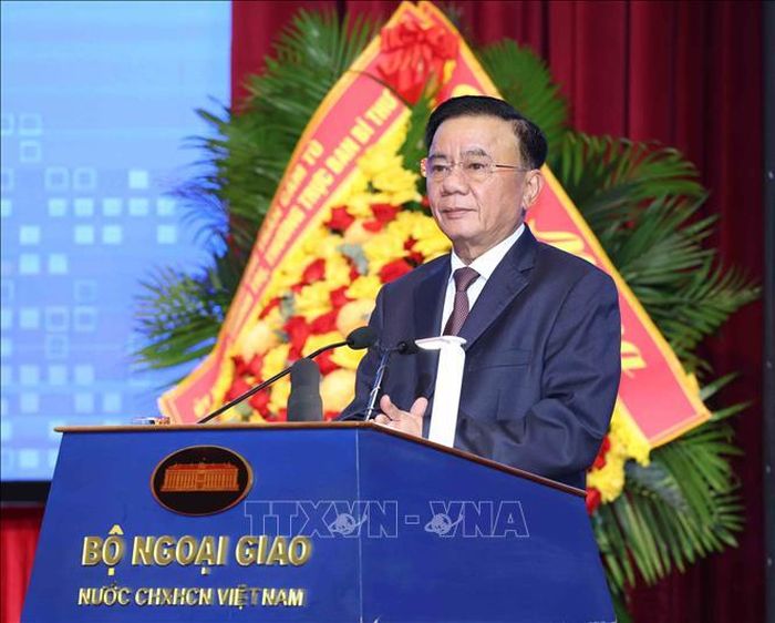 Thường trực Ban Bí thư Trần Cẩm Tú phát biểu chỉ đạo Phiên họp toàn thể về Đối ngoại Đảng và Đối ngoại nhân dân. Ảnh: Phương Hoa/TTXVN