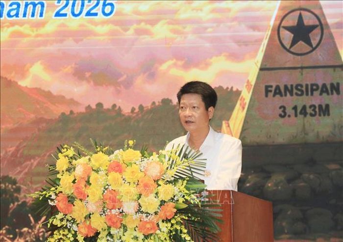 Phó Bí thư Tỉnh ủy, Chủ tịch Ủy ban MTTQ Việt Nam tỉnh Lào Cai Nguyễn Thế Phước phát biểu tại chương trình gặp mặt.
