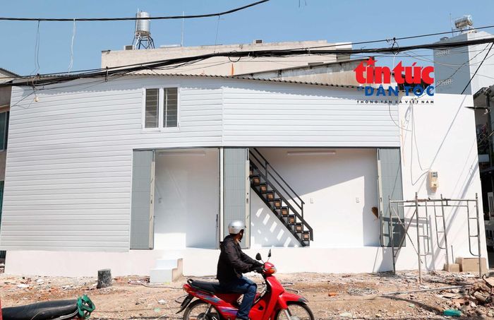 Một căn nhà có chiều dài chưa đến 1m ở phường Bình Thạnh, TP Hồ Chí Minh sau giải tỏa phục vụ dự án rạch Xuyên Tâm.