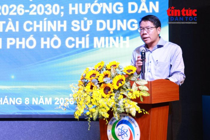 Ông Lê Văn Thăng, Giám đốc Sở KH&amp;CN TP Hồ Chí Minh phát biểu tại hội nghị gần đây.