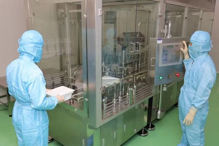 Quy trình sản xuất dược đều được giám sát chặt chẽ. Ảnh: Dương Thái.