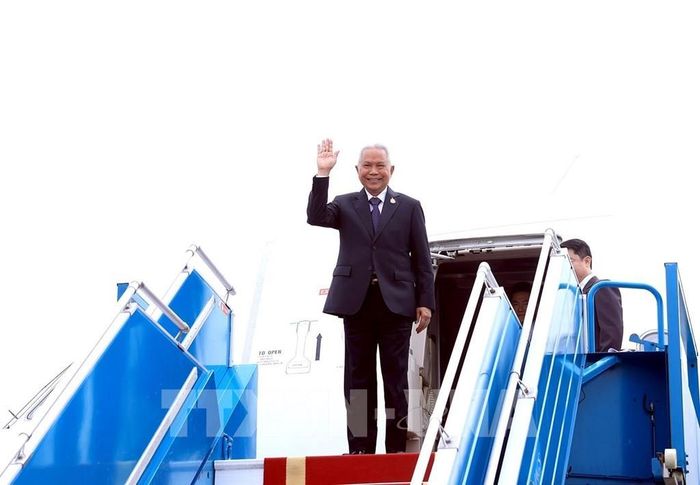 Chủ tịch Quốc hội kiêm Chủ tịch Hạ viện Thái Lan Sophon Zaram đến Hà Nội, bắt đầu chuyến thăm chính thức Việt Nam. Ảnh: Tuấn Anh - TTXVN