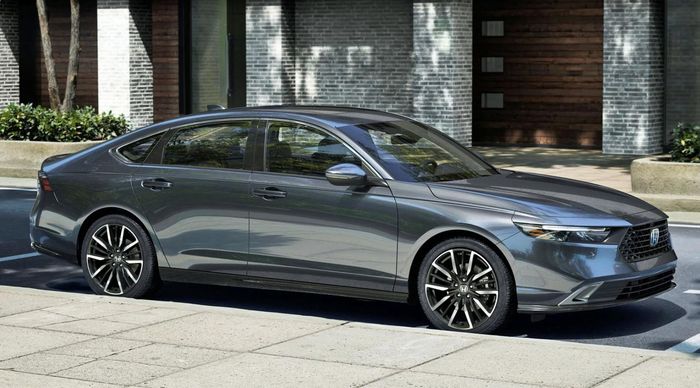 Honda Accord hybrid tại Mỹ. Ảnh: Carscoops