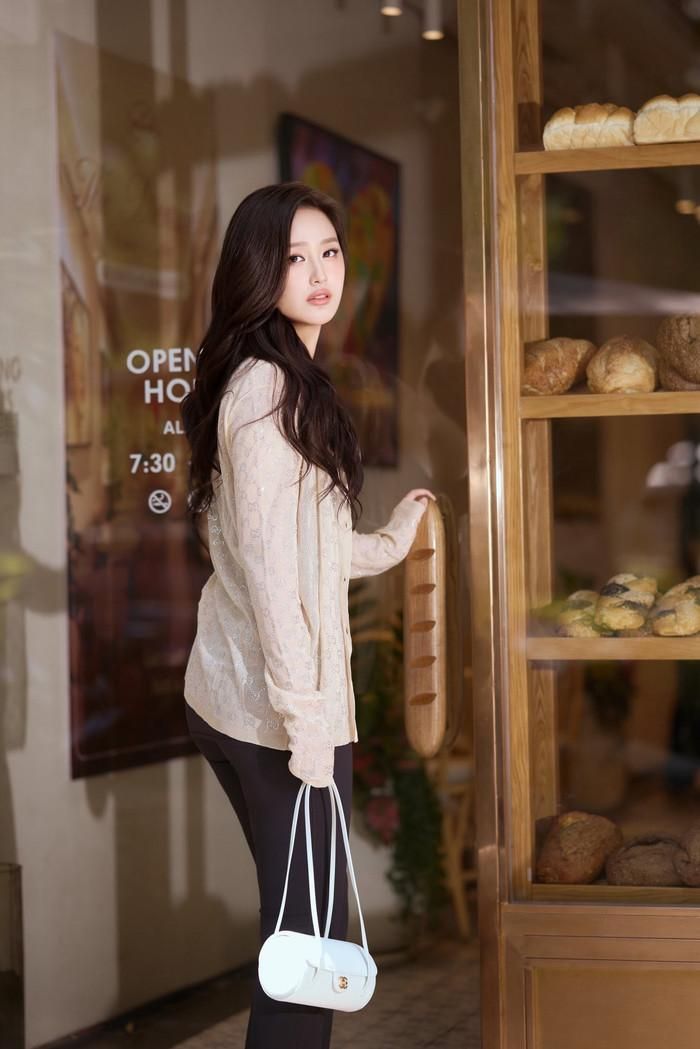 Hoa hậu Mai Phương Thúy ít hoạt động nghệ thuật như trước nhưng vẫn duy trì sức hút với khán giả.