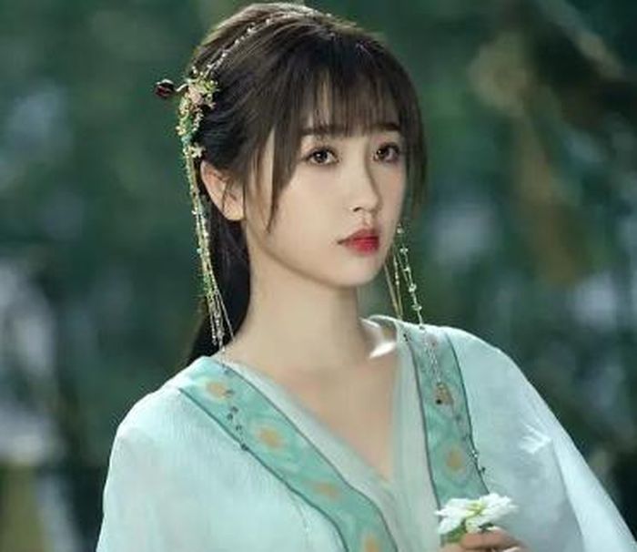 Hoa Lan Nhỏ: Từ tiên nữ nhỏ bé trở thành nhân vật có chính kiến và trách nhiệm với chúng sinh.