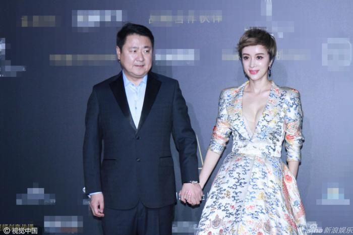 Kim Xảo Xảo đổ vỡ hôn nhân với tỷ phú (Ảnh: 163).
