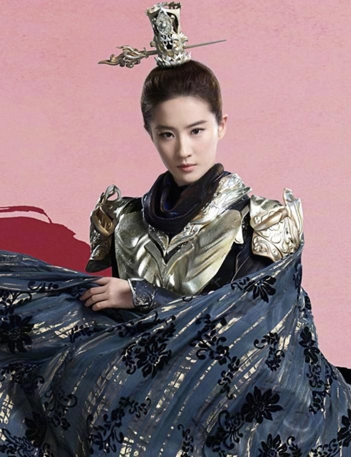 Lưu Diệc Phi với vẻ ngoài giả trai trong bản điện ảnh của "Tam Sinh Tam Thế: Thập Lý Đào Hoa"