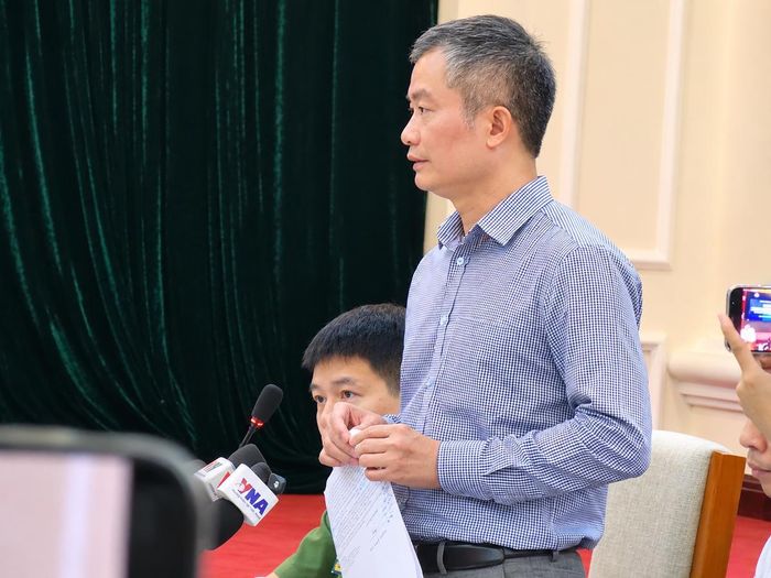Đại tá Nguyễn Tuấn Hưng, Phó Cục trưởng Cục An ninh chính trị nội bộ (A09), Bộ Công an, thông tin về diễn biến điều tra vụ gian lận thi cử tại Tuyên Quang.