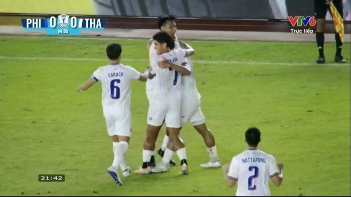 Thái Lan ăn mừng bàn thắng duy nhất của trận đấu. Ảnh chụp màn hình