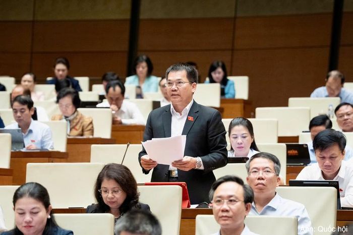 Đại biểu Dương Khắc Mai - đoàn Lâm Đồng