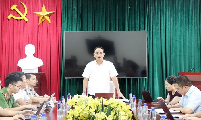  Đồng chí Phí Thanh Bình đề nghị các địa phương, đơn vị thi công đẩy nhanh tiến độ xây dựng dữ liệu đất đai. 